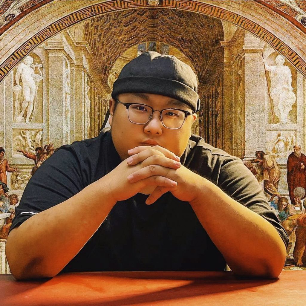 策划人陈曦老师头像照片，用于商业案例文章作者展示